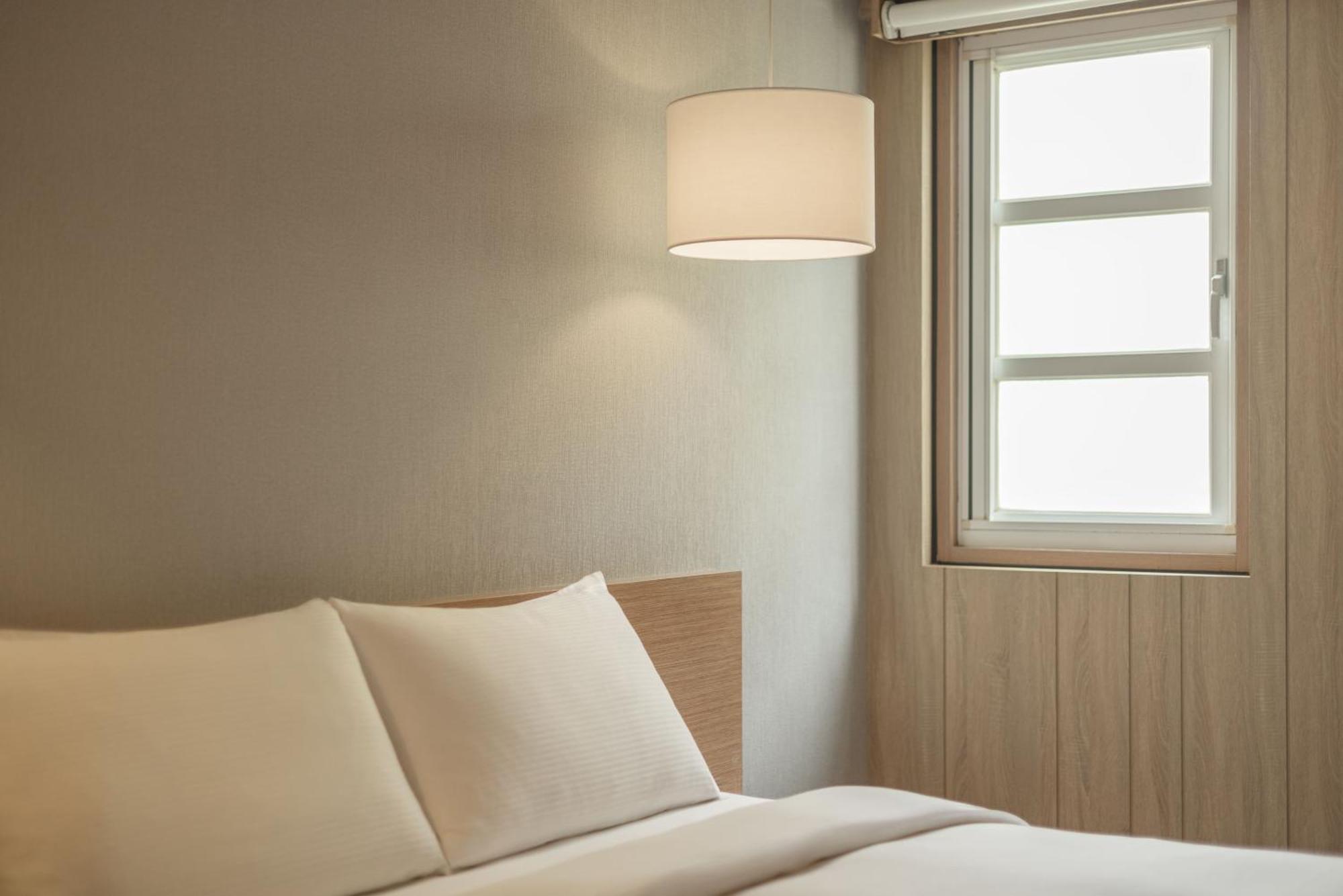 Kindness Hotel - Tainan Chihkan Tower Phòng bức ảnh