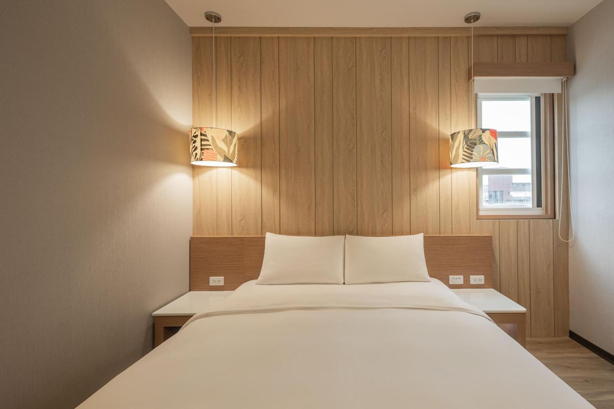 Kindness Hotel - Tainan Chihkan Tower Phòng bức ảnh
